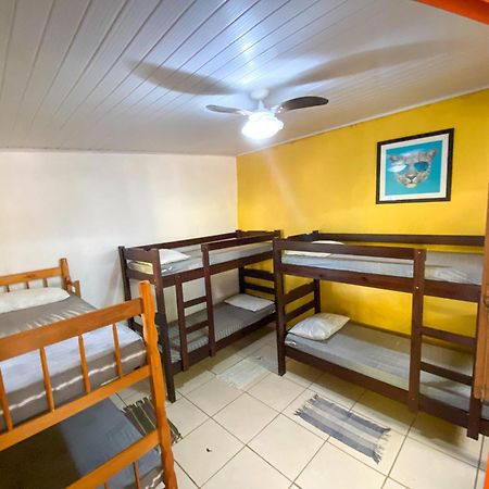 Sintonia Surf Hostel E Bar Убатуба Стая снимка