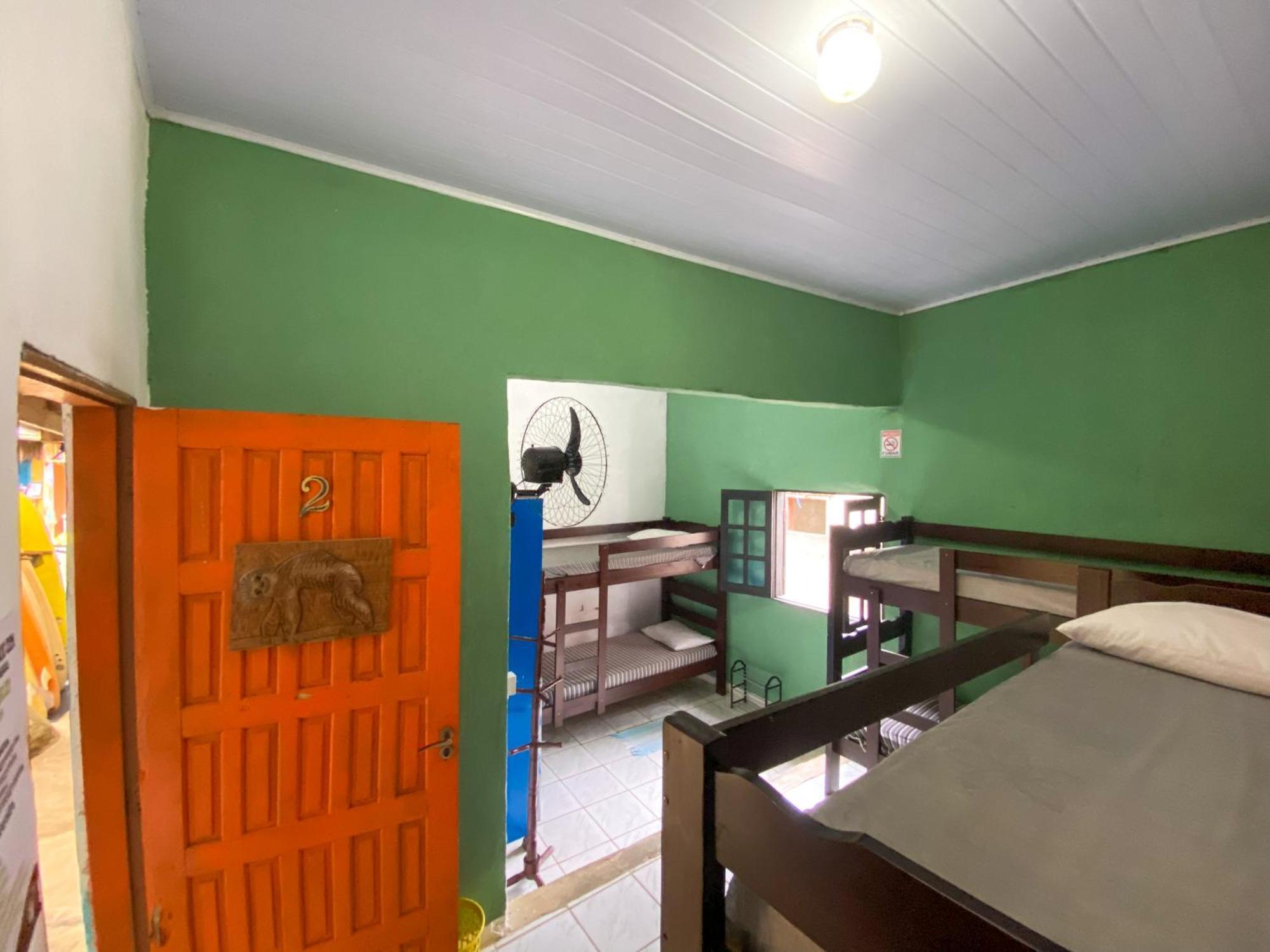 Sintonia Surf Hostel E Bar Убатуба Стая снимка