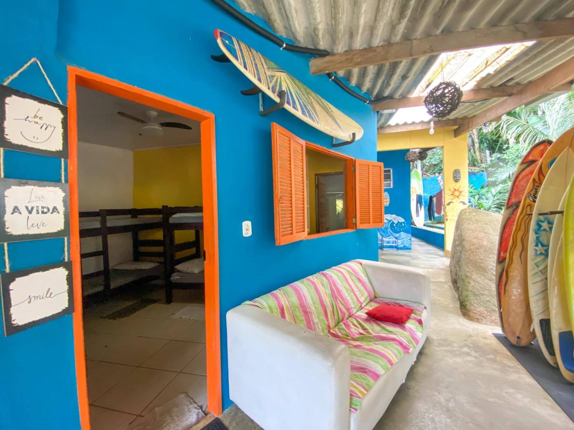 Sintonia Surf Hostel E Bar Убатуба Стая снимка